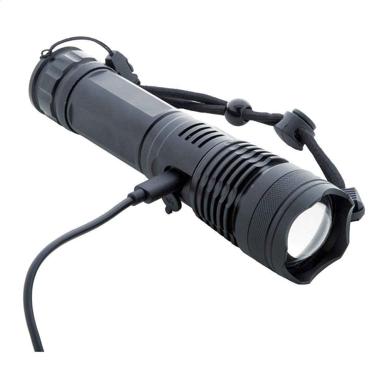 Akku-Taschenlampe